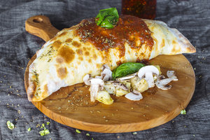 BBQ Calzone